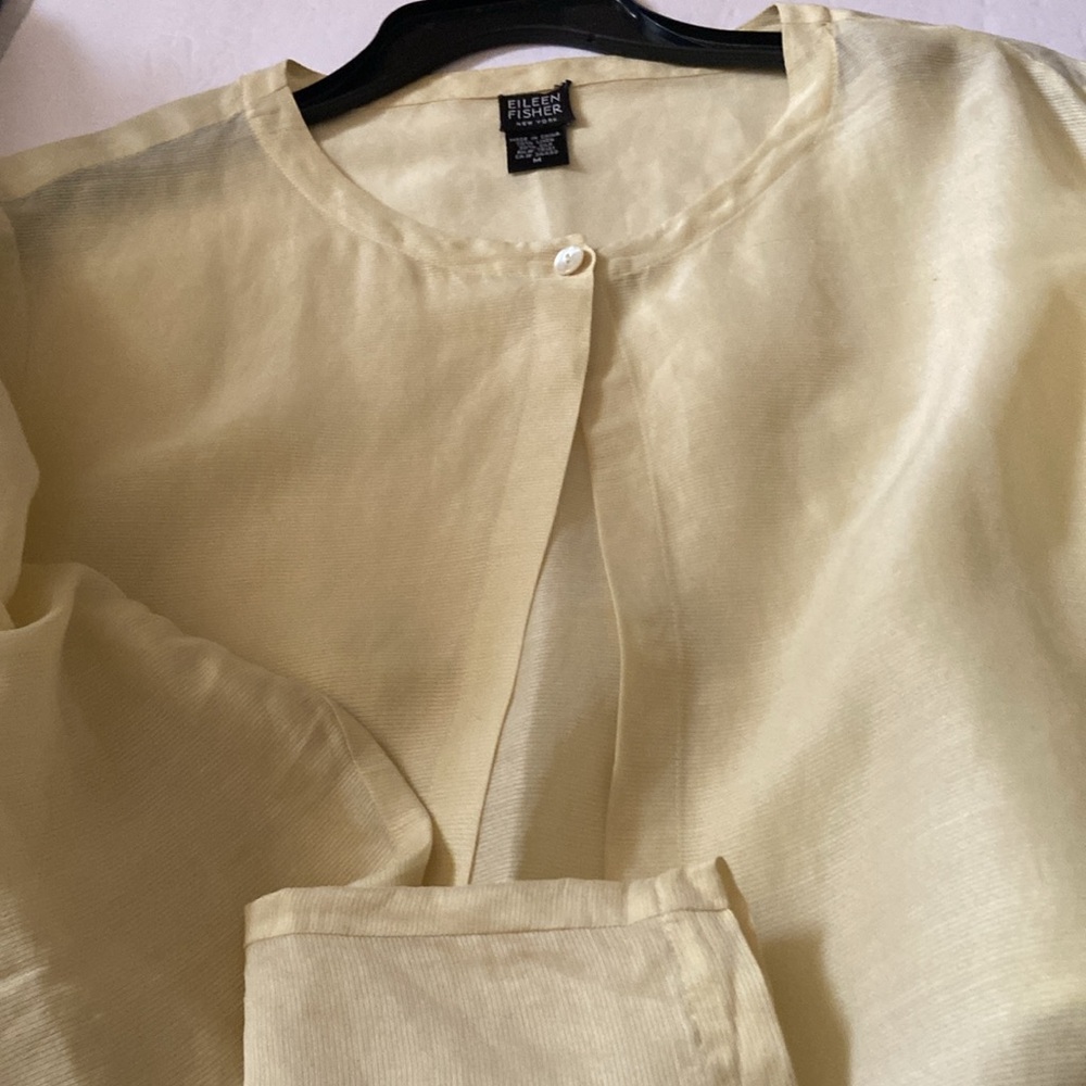 Eileen Fisher light yellow linen/silk one Buttoned jacket  with Mandarin Collar